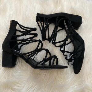 NWT Cape Robbin strappy block heels